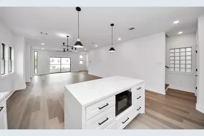 5630 Dolores Street, Houston, TX 77057 - Photo 17