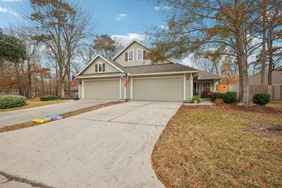 30 Trafalgar Place, Conroe, TX 77384 - Photo 1
