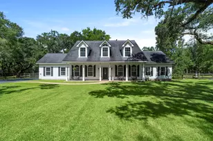 13502 E Brazos Bend Dr, Needville, TX 77461 - Photo 3