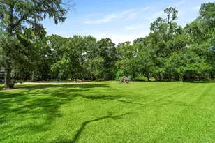 13502 E Brazos Bend Dr, Needville, TX 77461 - Photo 33