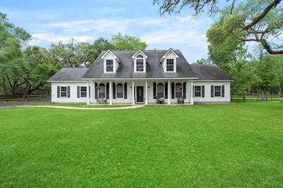 13502 E Brazos Bend Drive, Needville, TX 77461 - Photo 1