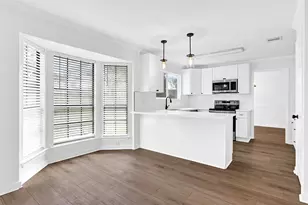 818 Lochnell Dr, Houston, TX 77062 - Photo 11