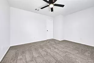 818 Lochnell Dr, Houston, TX 77062 - Photo 27