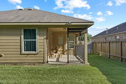 1135 Treasure Court, Baytown, TX 77521 - Photo 33