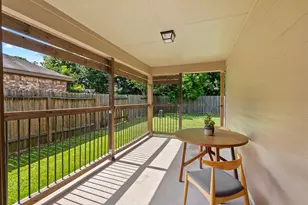 1135 Treasure Ct, Baytown, TX 77521 - Photo 25