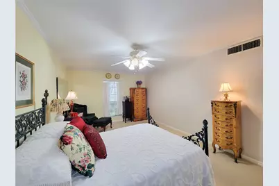 2601 Bellefontaine Street #A104, Houston, TX 77025 - Photo 27
