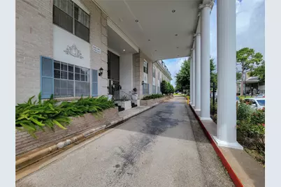 2601 Bellefontaine Street #A104, Houston, TX 77025 - Photo 3