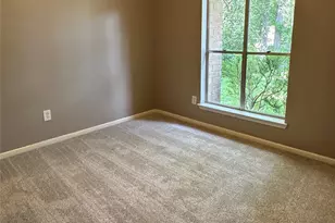26403 Hunters Hollow Dr, Spring, TX 77380 - Photo 17