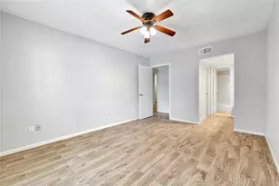 2800 Jeanetta St, Houston, TX 77063 - Photo 19