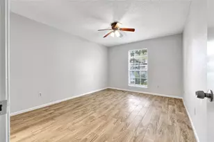 2800 Jeanetta St, Houston, TX 77063 - Photo 17