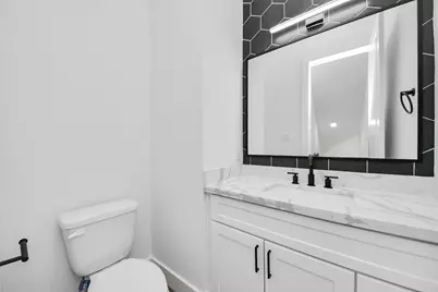 4802 Elysian Street #D, Houston, TX 77009 - Photo 19
