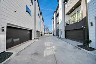4802 Elysian St, Houston, TX 77009 - Photo 31