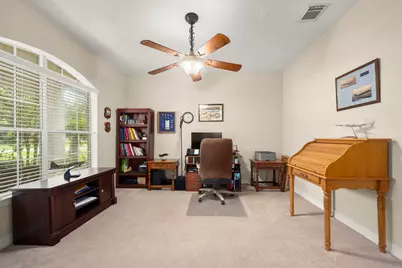 8961 Fallsbrook Court, Conroe, TX 77302 - Photo 15