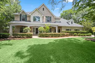 8961 Fallsbrook Ct, Conroe, TX 77302 - Photo 1