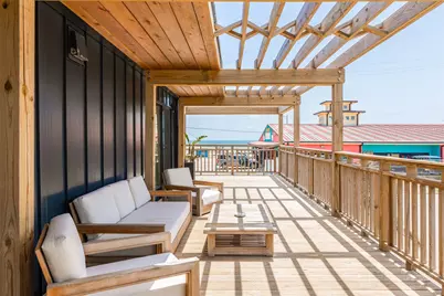 2906 Avenue R 1/2, Galveston, TX 77550 - Photo 15