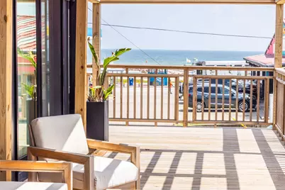2906 Avenue R 1/2, Galveston, TX 77550 - Photo 5
