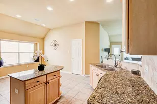 10406 Friars Hill, Houston, TX 77070 - Photo 11