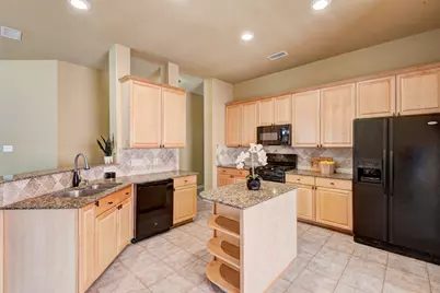 10406 Friars Hill, Houston, TX 77070 - Photo 9