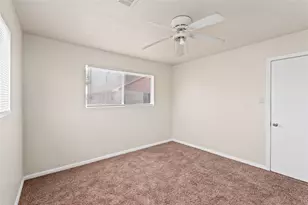 4906 Farmer St, Houston, TX 77020 - Photo 5