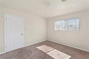 4906 Farmer St, Houston, TX 77020 - Photo 7