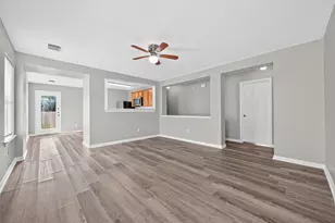 22851 Twisting Pine Dr, Spring, TX 77373 - Photo 7