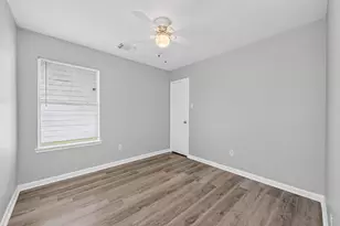 22851 Twisting Pine Dr, Spring, TX 77373 - Photo 13