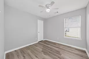 22851 Twisting Pine Dr, Spring, TX 77373 - Photo 19