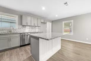 5602 Oriole St, Houston, TX 77017 - Photo 5
