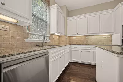 546 Bomar Street, Houston, TX 77006 - Photo 21