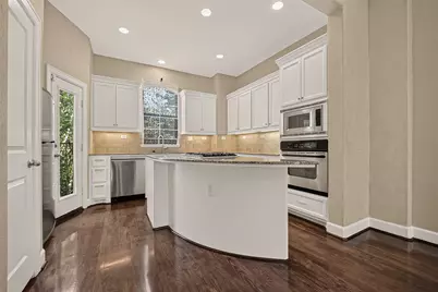 546 Bomar Street, Houston, TX 77006 - Photo 19