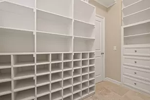546 Bomar St, Houston, TX 77006 - Photo 35