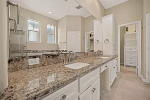 546 Bomar St, Houston, TX 77006 - Photo 33