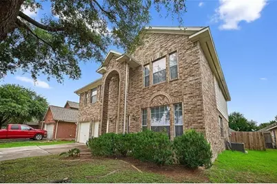 8419 Spotslyvania Ln, Houston, TX 77083 - Photo 3