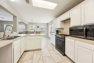 19731 Village Ridge Dr, Tomball, TX 77375 - Photo 11