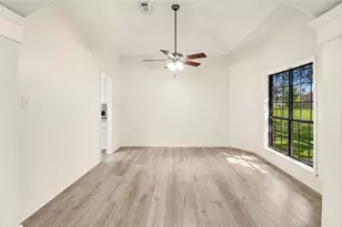 1010 Mockingbird Ln, Richwood, TX 77531 - Photo 7