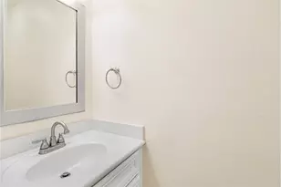 1010 Mockingbird Ln, Richwood, TX 77531 - Photo 19