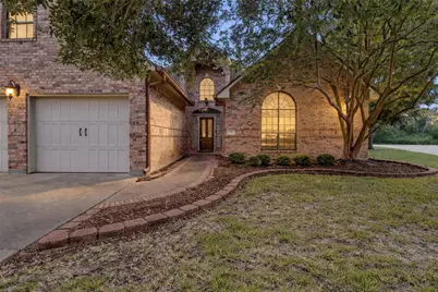 1010 Mockingbird Lane, Richwood, TX 77531 - Photo 3