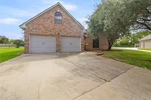 1010 Mockingbird Ln, Richwood, TX 77531 - Photo 31