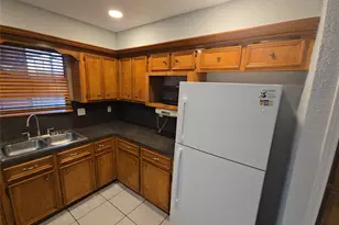 13806 Long Glen Dr, Houston, TX 77039 - Photo 17