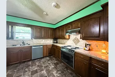 1006 Fairlane Drive, Ganado, TX 77962 - Photo 9