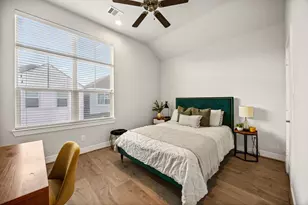 8817 Hollister Pine Ct, Houston, TX 77080 - Photo 25