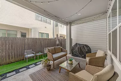 8817 Hollister Pine Court, Houston, TX 77080 - Photo 27