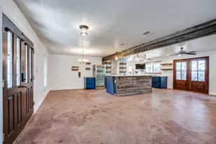 8503 Manhattan Dr, Houston, TX 77096 - Photo 9