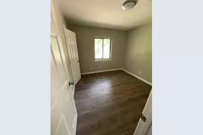 9902 Valley Sun Drive, Houston, TX 77078 - Photo 7
