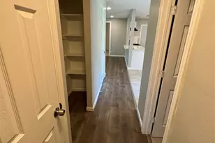 9902 Valley Sun Dr, Houston, TX 77078 - Photo 9