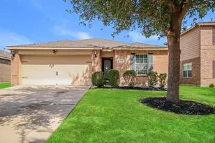 9518 Peridot Green Dr, Rosharon, TX 77583 - Photo 1