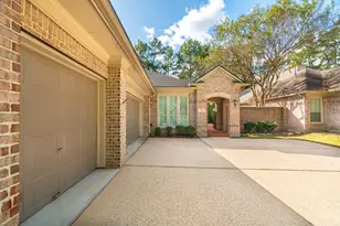 23 E Palmer Bend, The Woodlands, TX 77381 - Photo 5