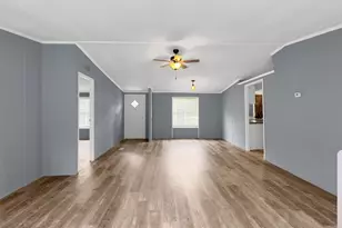 21608 County Rd 3748, Splendora, TX 77372 - Photo 5
