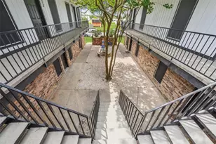 910 7th Ave N, Texas City, TX 77590 - Photo 11