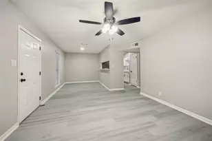 910 7th Ave N, Texas City, TX 77590 - Photo 3